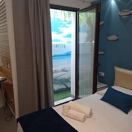 Acquaro Suite Apartments San Vito Lo Capo Buitenkant foto